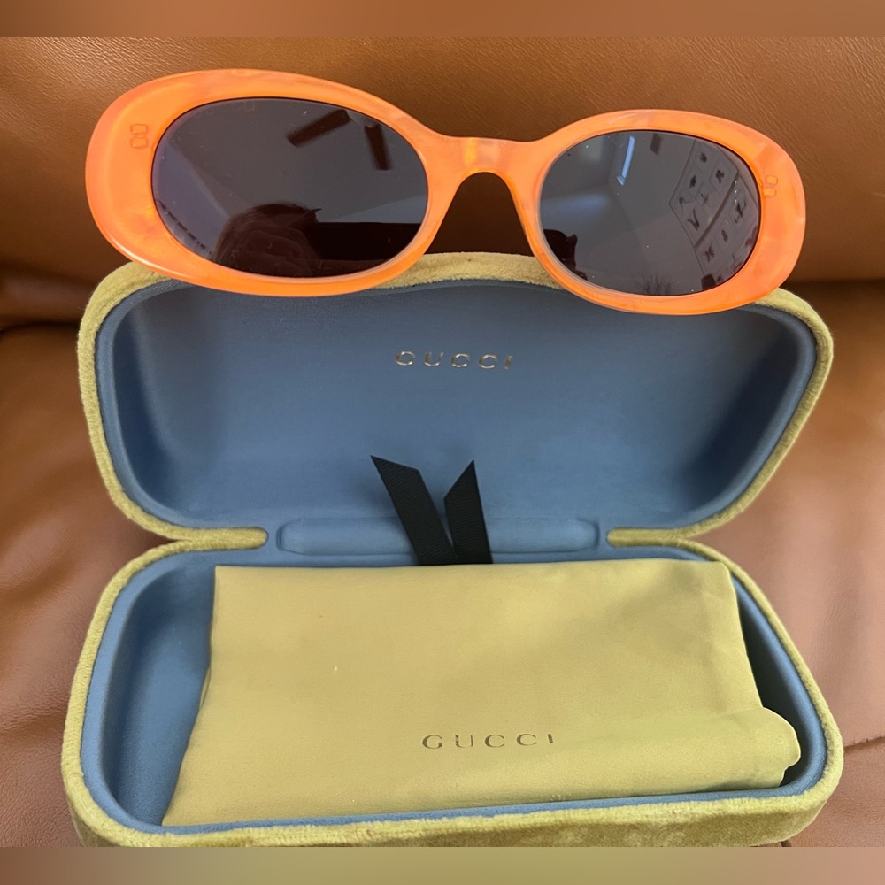 Gucci Sunglasses With Orange Frames - image 4